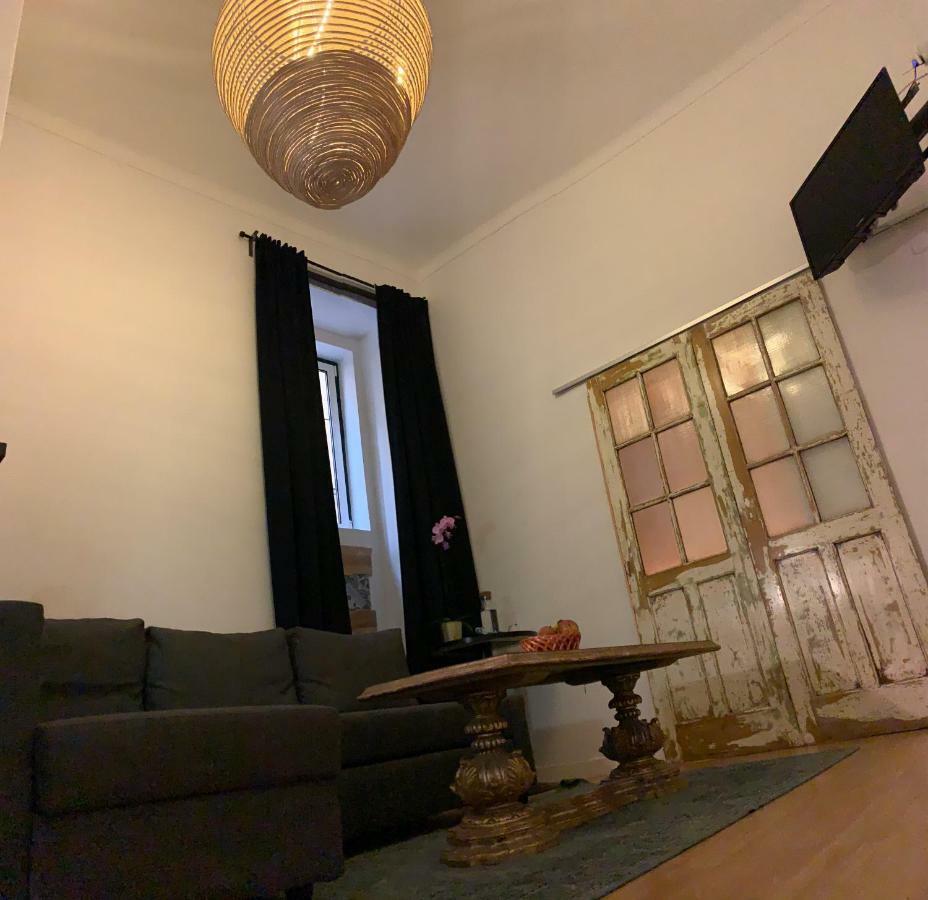 Old Town Lx Suites ลิสบอน ภายนอก รูปภาพ